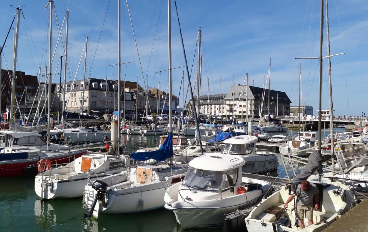 Apartmán Juno Courseulles-sur-Mer Exteriér fotografie